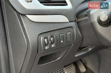 Минивэн Renault Scenic 2011 в 
