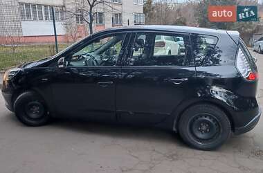 Мінівен Renault Scenic 2012 в 