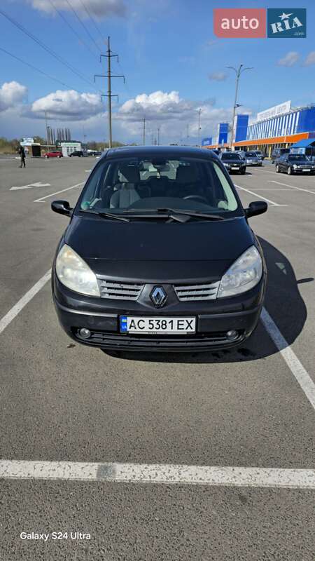 Минивэн Renault Scenic 2005 в 