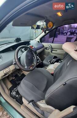 Минивэн Renault Scenic 2005 в 