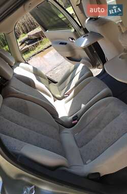 Минивэн Renault Scenic 2007 в 