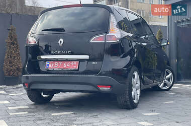 Минивэн Renault Scenic 2013 в 