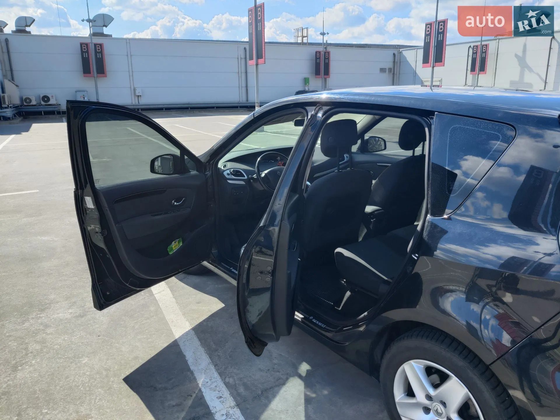 2013 Renault Scenic - мініатюра 10