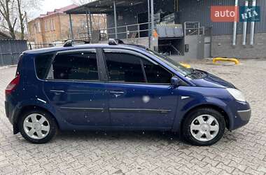Минивэн Renault Scenic 2003 в 