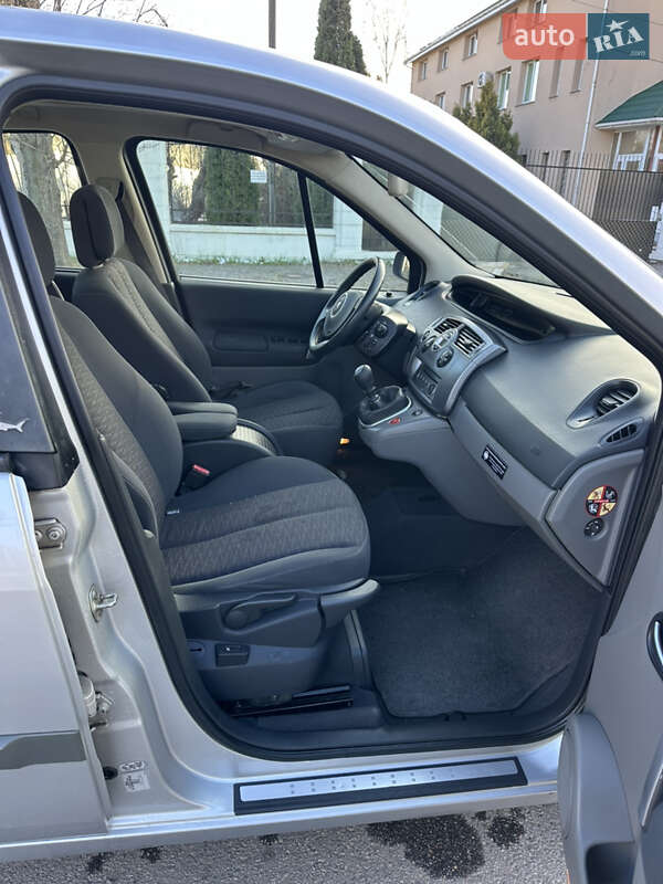 Минивэн Renault Scenic 2007 в Виннице