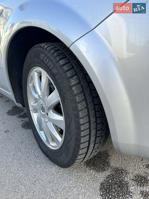 Минивэн Renault Scenic 2007 в Виннице