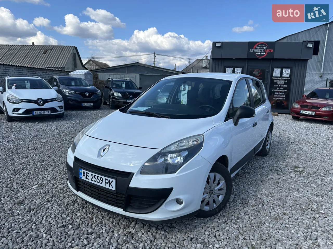 2010 Renault Scenic - мініатюра 17