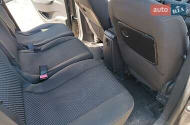 Минивэн Renault Scenic 2009 в 