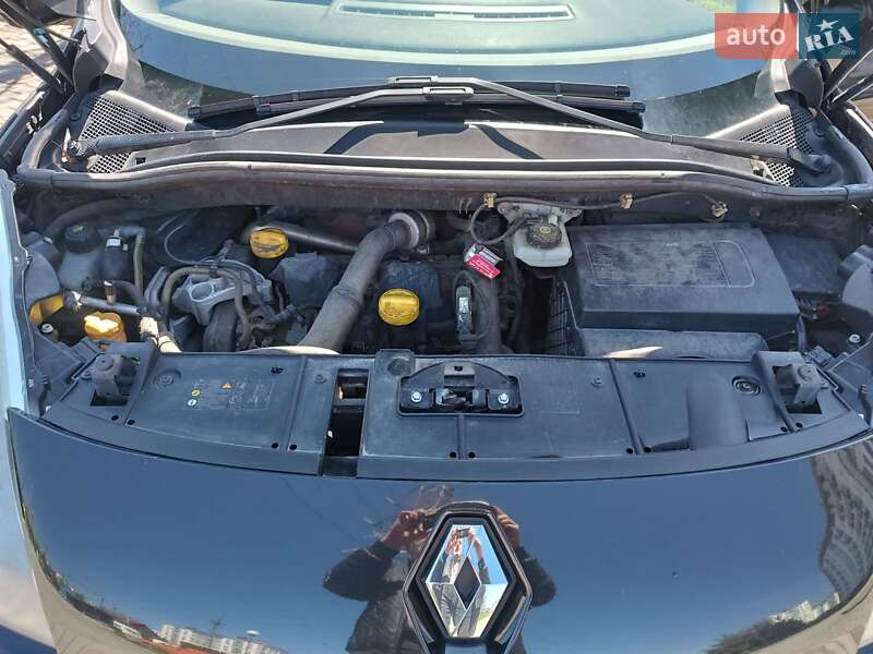 Минивэн Renault Scenic 2009 в Ивано-Франковске фото 17 Минивэн Renault Scenic 2009 в Ивано-Франковске