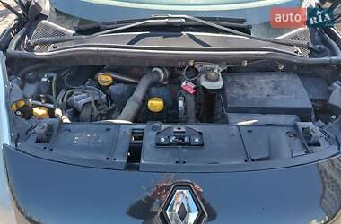 Минивэн Renault Scenic 2009 в 
