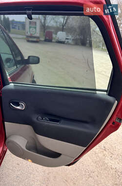 Минивэн Renault Scenic 2003 в 