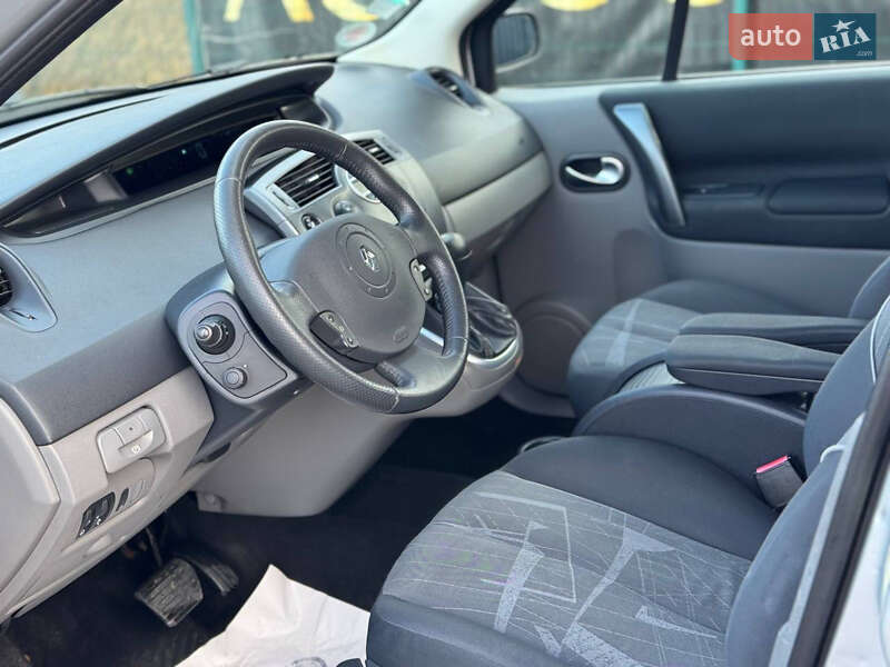 Минивэн Renault Scenic 2006 в Дрогобыче фото 15 Минивэн Renault Scenic 2006 в Дрогобыче