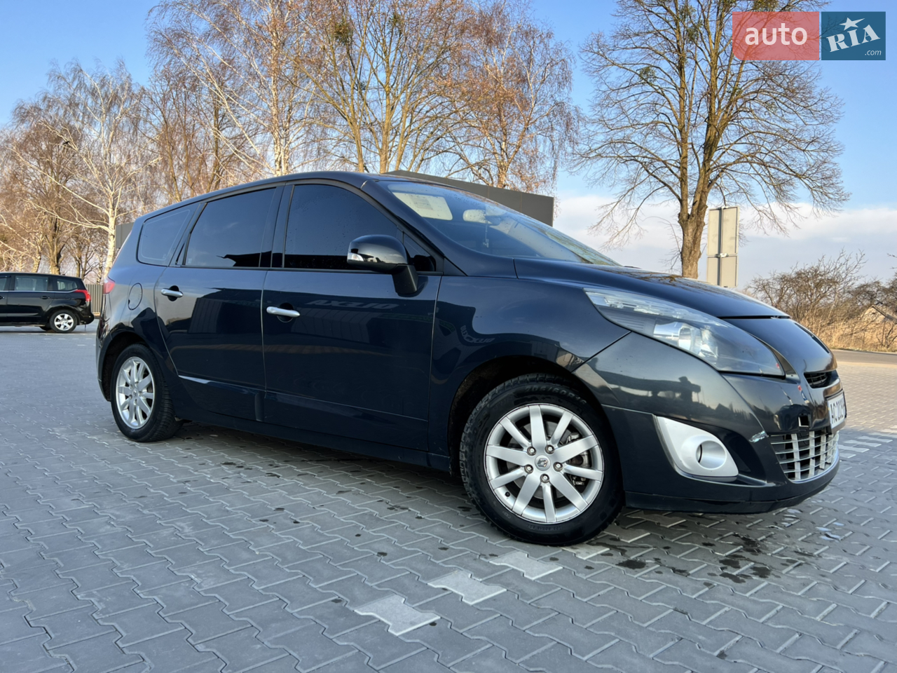 2010 Renault Scenic - мініатюра 18
