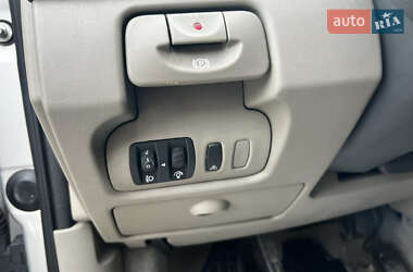 Минивэн Renault Scenic 2005 в 