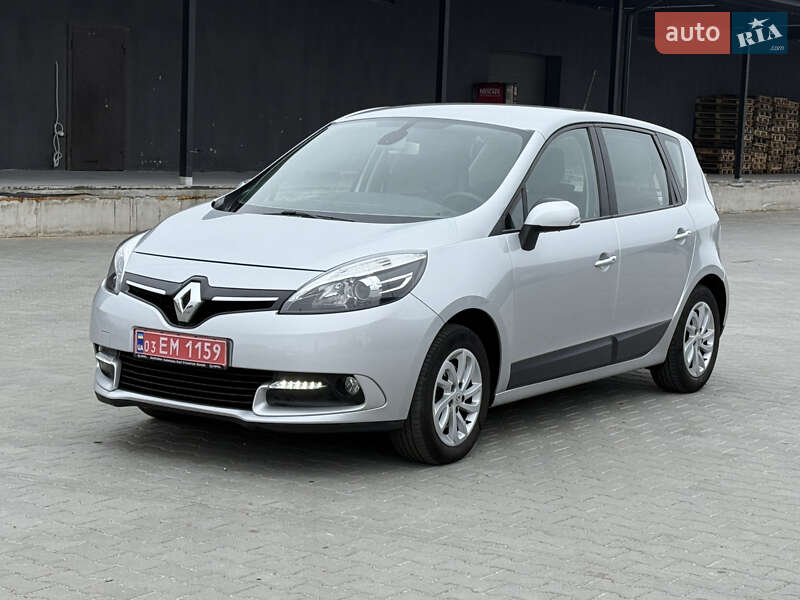 Минивэн Renault Scenic 2013 в 