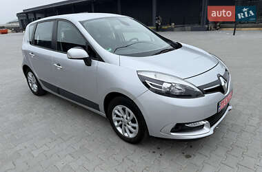 Минивэн Renault Scenic 2013 в 