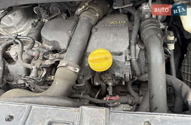 Минивэн Renault Scenic 2013 в 