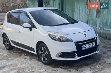 Минивэн Renault Scenic 2012 в Стрелках