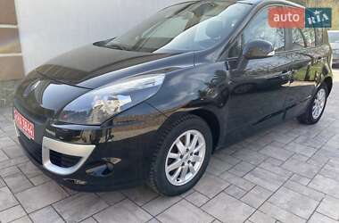 Минивэн Renault Scenic 2010 в 