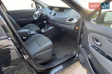 Минивэн Renault Scenic 2010 в 