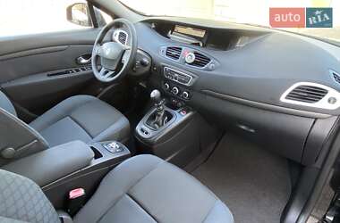 Минивэн Renault Scenic 2010 в 