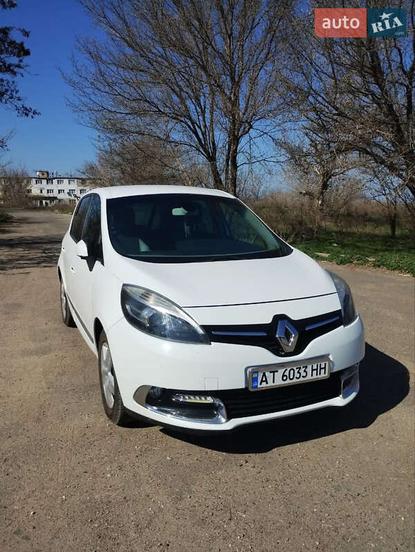 Минивэн Renault Scenic 2015 в Белгороде-Днестровском