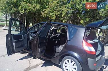 Минивэн Renault Scenic 2006 в 