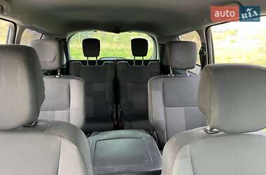 Минивэн Renault Scenic 2011 в 
