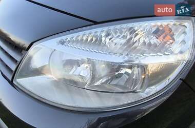 Минивэн Renault Scenic 2005 в 