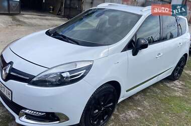 Минивэн Renault Scenic 2015 в 