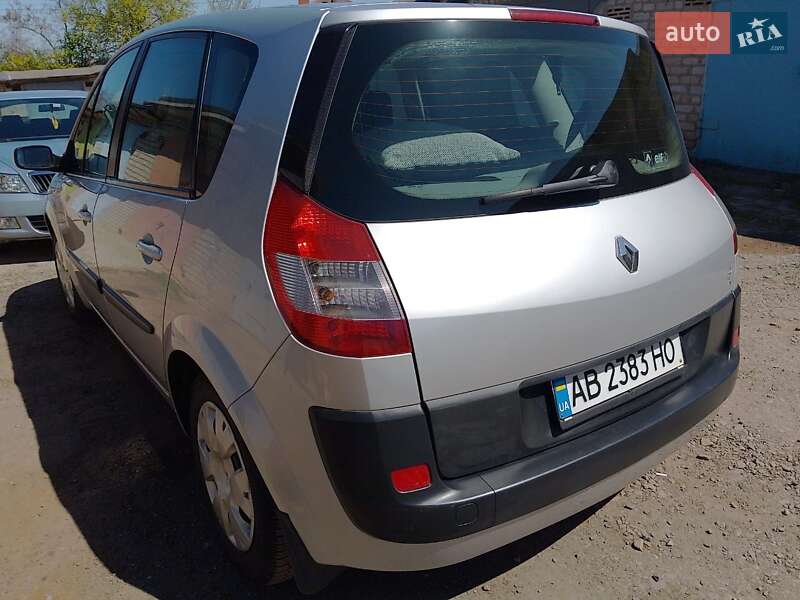 Минивэн Renault Scenic 2005 в Кривом Роге