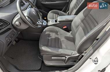 Минивэн Renault Scenic 2015 в 