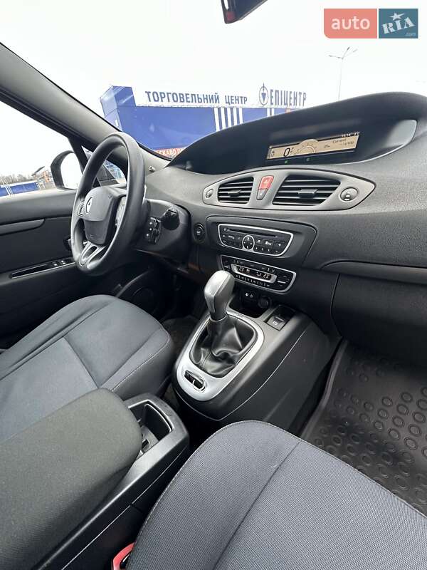 Мінівен Renault Scenic 2010 в Запоріжжі