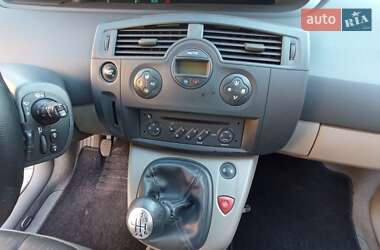 Минивэн Renault Scenic 2005 в 