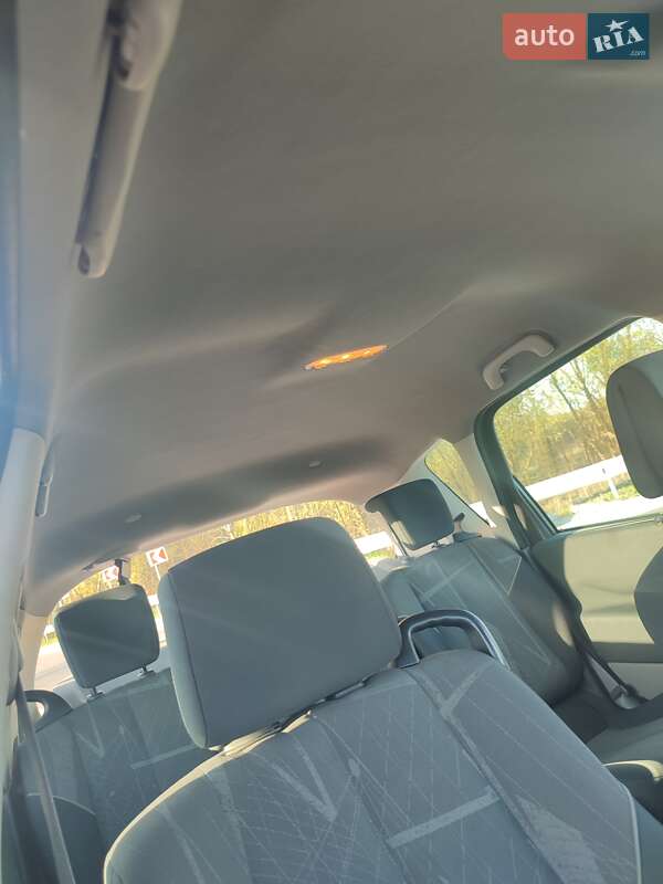 Мінівен Renault Scenic 2006 в Києві