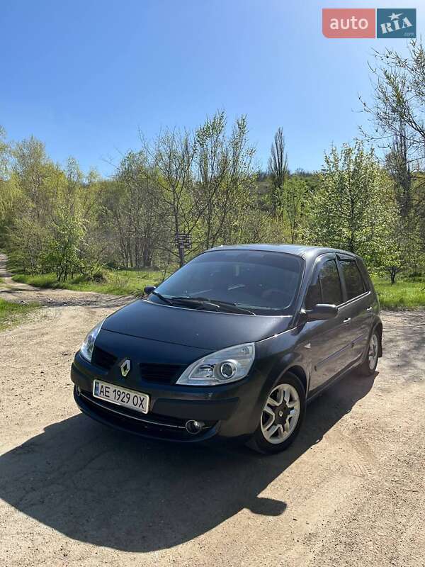 Минивэн Renault Scenic 2008 в 