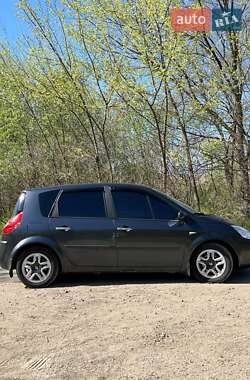 Минивэн Renault Scenic 2008 в 