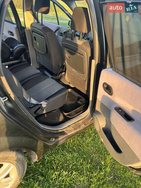 Минивэн Renault Scenic 2005 в Шептицькому