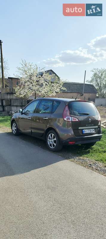 Renault Scenic 2011