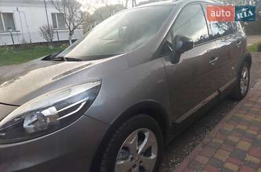 Мінівен Renault Scenic 2013 в 