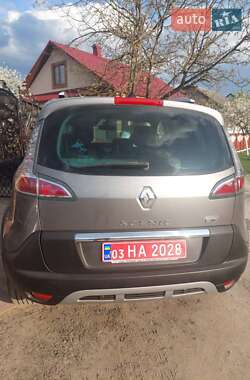 Мінівен Renault Scenic 2013 в 