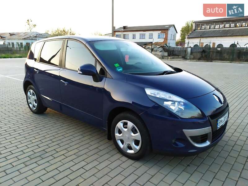 Мінівен Renault Scenic 2011 в Ромнах