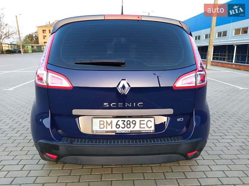 Мінівен Renault Scenic 2011 в Ромнах