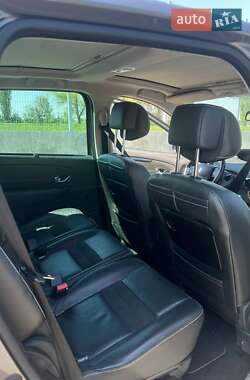 Минивэн Renault Scenic 2013 в 