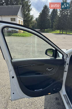 Мінівен Renault Scenic 2012 в 