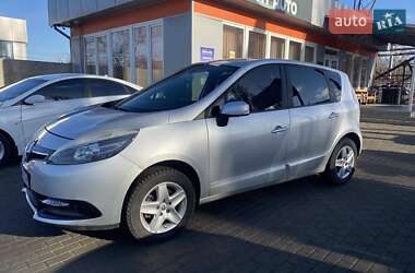 Минивэн Renault Scenic 2014 в 