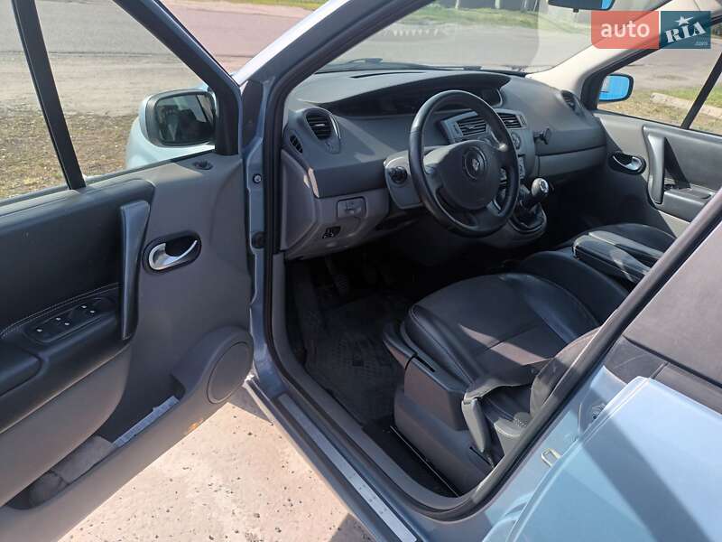 Минивэн Renault Scenic 2005 в Черкассах