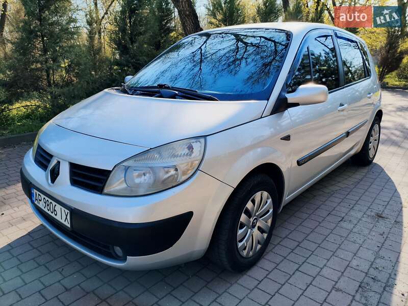 Минивэн Renault Scenic 2006 в 
