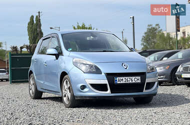 Мінівен Renault Scenic 2011 в 