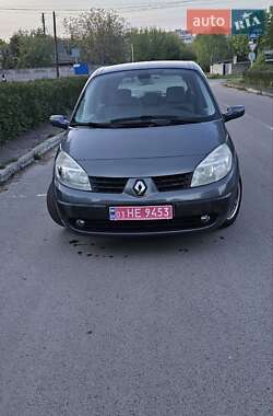 Минивэн Renault Scenic 2006 в 